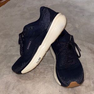 Brooks Women's Navy and Cream Ghost Max 2